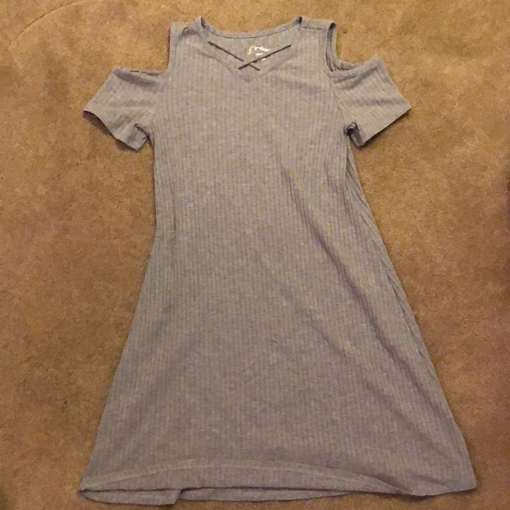 gray dress